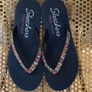 Skechers Yoga Foam Flip Flops - NWOT